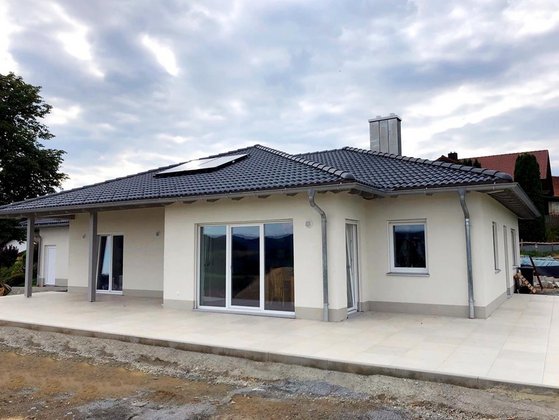 Referenzschreiben zum Bau eines Bungalow 128